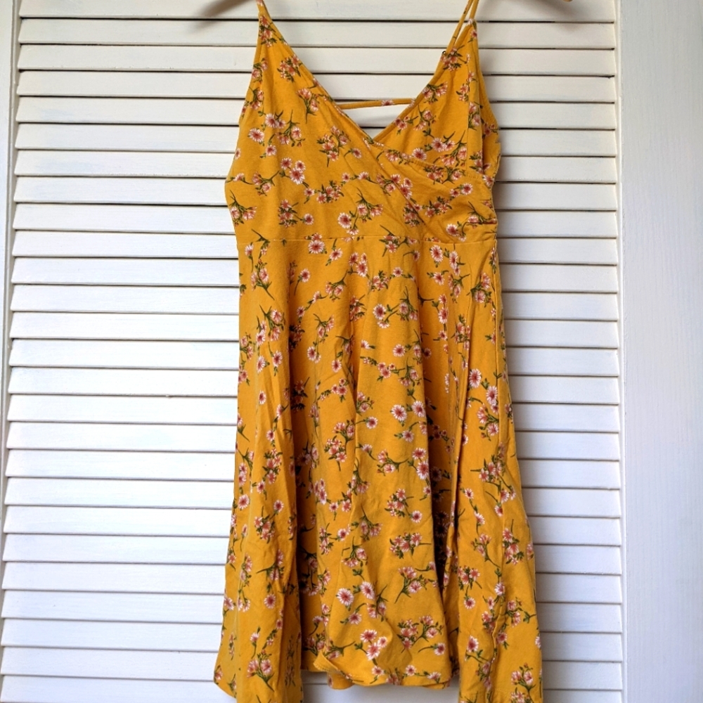 Mustard yellow floral Forever 21 sun dress, size M